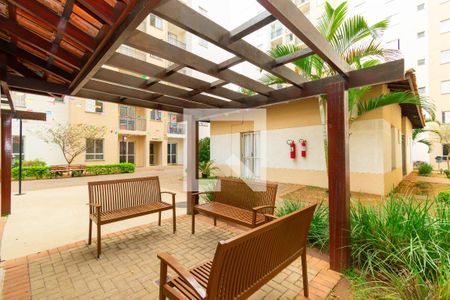 Apartamento à venda com 48m², 2 quartos e 1 vaga Apartamento à venda com 48m², 2 quartos e 1 vagaÁrea comum - Churrasqueira