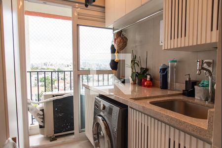 Apartamento à venda com 112m², 3 quartos e 3 vagas Apartamento à venda com 112m², 3 quartos e 3 vagasÁrea de serviço