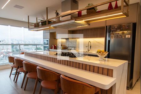 Apartamento à venda com 112m², 3 quartos e 3 vagas Apartamento à venda com 112m², 3 quartos e 3 vagasCozinha