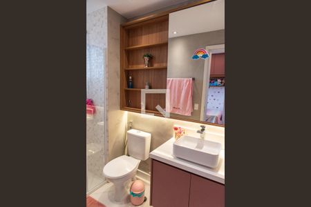 Apartamento à venda com 112m², 3 quartos e 3 vagas Apartamento à venda com 112m², 3 quartos e 3 vagasBanheiro da suíte 1