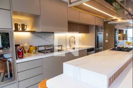 Apartamento à venda com 112m², 3 quartos e 3 vagas Apartamento à venda com 112m², 3 quartos e 3 vagasCozinha