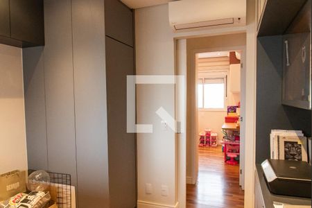 Apartamento à venda com 112m², 3 quartos e 3 vagas Apartamento à venda com 112m², 3 quartos e 3 vagasSuíte 2