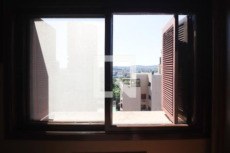 Apartamento à venda com 250m², 3 quartos e 3 vagas Apartamento à venda com 250m², 3 quartos e 3 vagasVista/Quarto 3