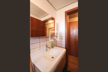 Apartamento à venda com 250m², 3 quartos e 3 vagas Apartamento à venda com 250m², 3 quartos e 3 vagasBanheiro