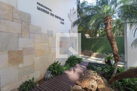 Apartamento à venda com 250m², 3 quartos e 3 vagas Apartamento à venda com 250m², 3 quartos e 3 vagasÁrea comum