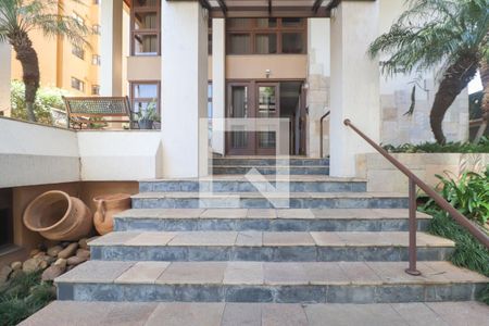 Apartamento à venda com 250m², 3 quartos e 3 vagas Apartamento à venda com 250m², 3 quartos e 3 vagasÁrea comum