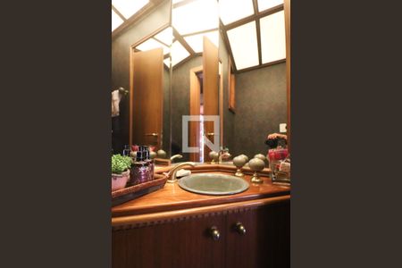 Apartamento à venda com 250m², 3 quartos e 3 vagas Apartamento à venda com 250m², 3 quartos e 3 vagasSala