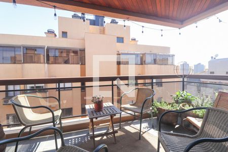 Apartamento à venda com 250m², 3 quartos e 3 vagas Apartamento à venda com 250m², 3 quartos e 3 vagasEspaço Gourmet