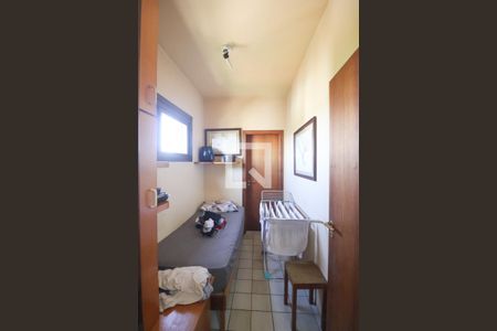 Apartamento à venda com 250m², 3 quartos e 3 vagas Apartamento à venda com 250m², 3 quartos e 3 vagasLavanderia