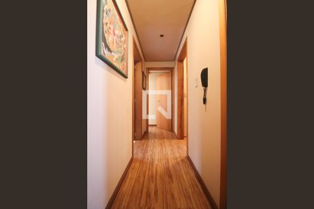 Apartamento à venda com 250m², 3 quartos e 3 vagas Apartamento à venda com 250m², 3 quartos e 3 vagasCorredor