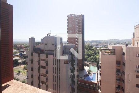 Apartamento à venda com 250m², 3 quartos e 3 vagas Apartamento à venda com 250m², 3 quartos e 3 vagasVista/Quarto 3