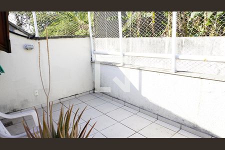 Casa de condomínio à venda com 235m², 4 quartos e 2 vagasVaranda - sótão