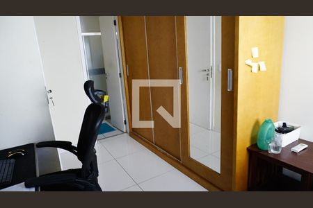 Casa de condomínio à venda com 235m², 4 quartos e 2 vagasQuarto 2 - Suite