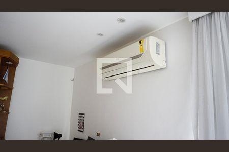 Casa de condomínio à venda com 235m², 4 quartos e 2 vagasSuite 3