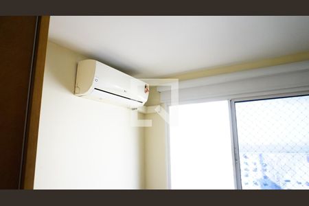 Casa de condomínio à venda com 235m², 4 quartos e 2 vagasQuarto 2 - Suite