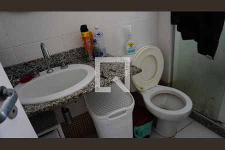 Casa de condomínio à venda com 235m², 4 quartos e 2 vagasBanheiro Suite 4
