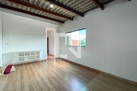 Casa à venda com 125m², 5 quartos e 2 vagas Casa à venda com 125m², 5 quartos e 2 vagasSala - Casa 3