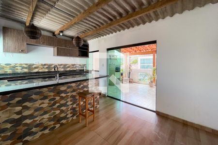 Casa à venda com 125m², 5 quartos e 2 vagas Casa à venda com 125m², 5 quartos e 2 vagasCozinha - Casa 3