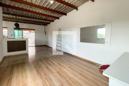 Casa à venda com 125m², 5 quartos e 2 vagas Casa à venda com 125m², 5 quartos e 2 vagasSala - Casa 3