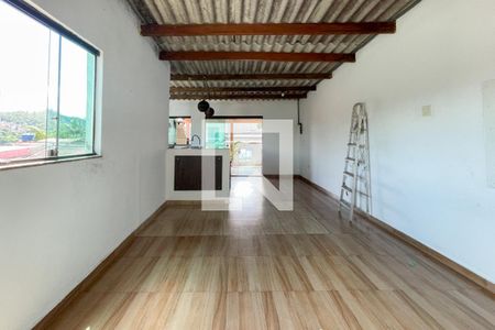 Casa à venda com 125m², 5 quartos e 2 vagas Casa à venda com 125m², 5 quartos e 2 vagasSala - Casa 3