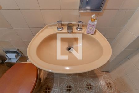 Apartamento à venda com 120m², 2 quartos e sem vagaBanheiro