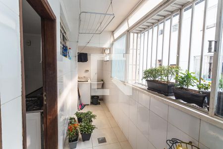 Apartamento à venda com 120m², 3 quartos e 1 vagaÁrea de Serviço