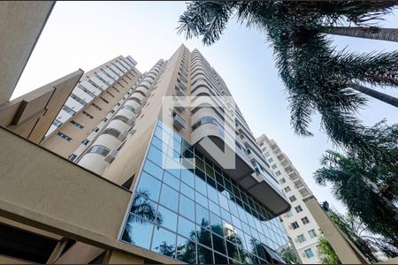 Apartamento à venda com 75m², 2 quartos e 1 vaga Apartamento à venda com 75m², 2 quartos e 1 vagaFachada