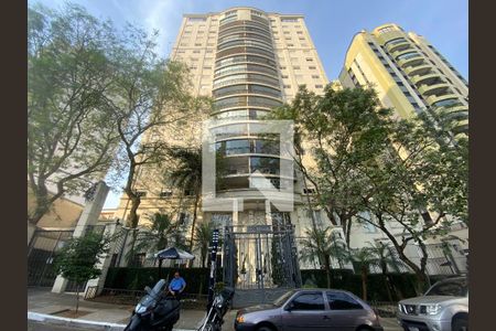Apartamento à venda com 130m², 3 quartos e 2 vagas Apartamento à venda com 130m², 3 quartos e 2 vagasFachada