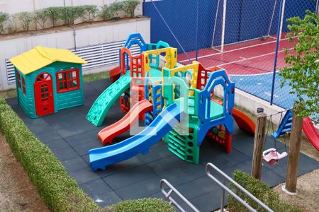 Apartamento à venda com 130m², 3 quartos e 2 vagas Apartamento à venda com 130m², 3 quartos e 2 vagasPlayground