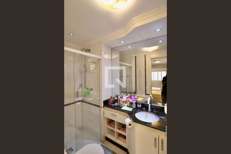 Apartamento à venda com 130m², 3 quartos e 2 vagas Apartamento à venda com 130m², 3 quartos e 2 vagasSuíte 1