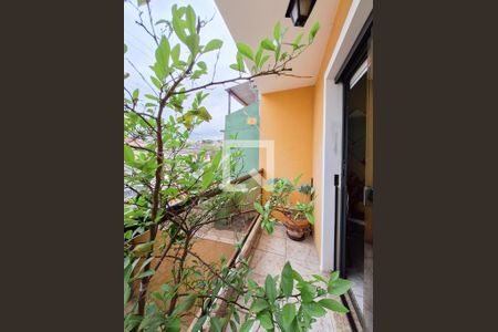 Casa à venda com 168m², 3 quartos e 4 vagas Casa à venda com 168m², 3 quartos e 4 vagasSacada Sala