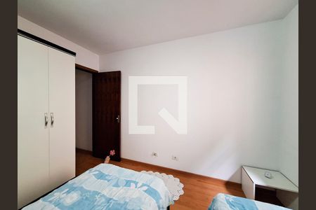 Casa à venda com 168m², 3 quartos e 4 vagas Casa à venda com 168m², 3 quartos e 4 vagasQuarto 3