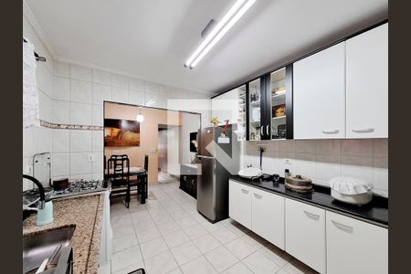 Casa à venda com 168m², 3 quartos e 4 vagas Casa à venda com 168m², 3 quartos e 4 vagasCozinha