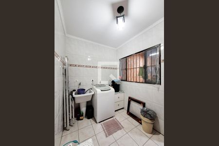 Casa à venda com 168m², 3 quartos e 4 vagas Casa à venda com 168m², 3 quartos e 4 vagasÁrea de Serviço