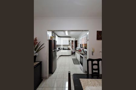 Casa à venda com 168m², 3 quartos e 4 vagas Casa à venda com 168m², 3 quartos e 4 vagasCozinha