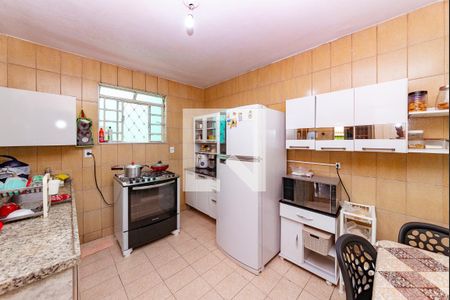 Casa à venda com 210m², 3 quartos e 2 vagasCozinha