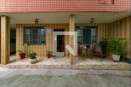 Casa à venda com 210m², 3 quartos e 2 vagasFachada da Casa