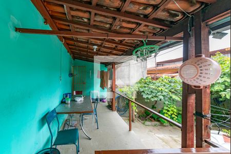 Casa à venda com 210m², 3 quartos e 2 vagasÁrea de Serviço