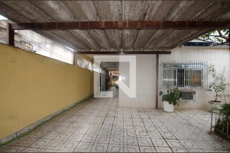 Casa à venda com 430m², 2 quartos e 2 vagasGaragem