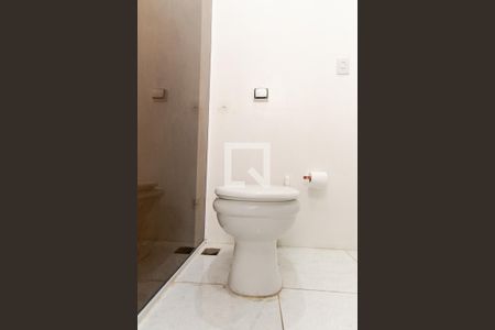 Casa à venda com 160m², 1 quarto e 2 vagasBanheiro