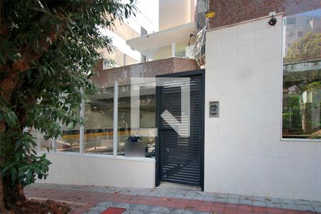 Apartamento à venda com 56m², 2 quartos e 2 vagasFachada