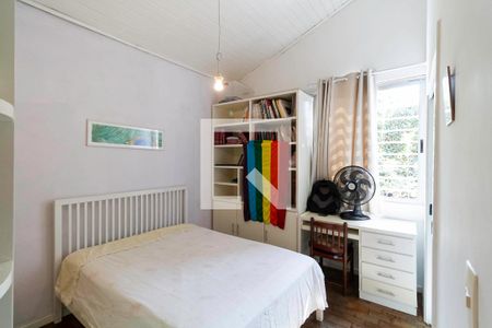 Casa à venda com 180m², 4 quartos e 5 vagasSuíte 1