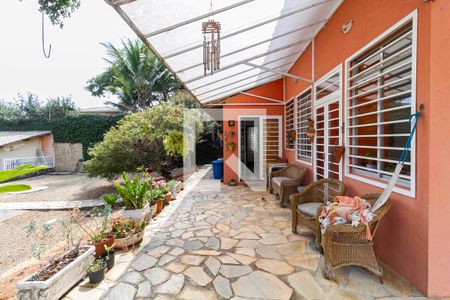 Casa à venda com 180m², 4 quartos e 5 vagasVaranda