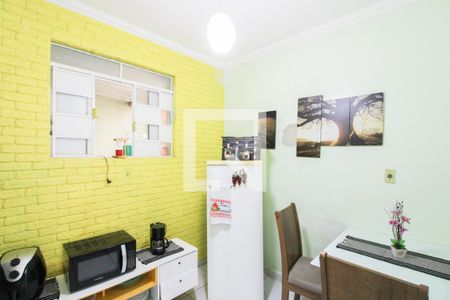 Casa à venda com 55m², 2 quartos e 1 vaga Casa à venda com 55m², 2 quartos e 1 vagaCozinha