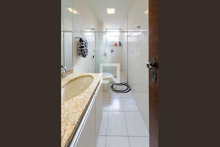 Apartamento à venda com 130m², 3 quartos e 2 vagasBanheiro