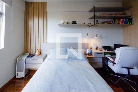 Apartamento à venda com 130m², 3 quartos e 2 vagasSuíte