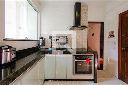 Apartamento à venda com 130m², 3 quartos e 2 vagasCozinha