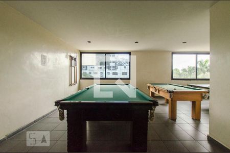 Apartamento à venda com 156m², 3 quartos e 2 vagas Apartamento à venda com 156m², 3 quartos e 2 vagasSala de Jogos
