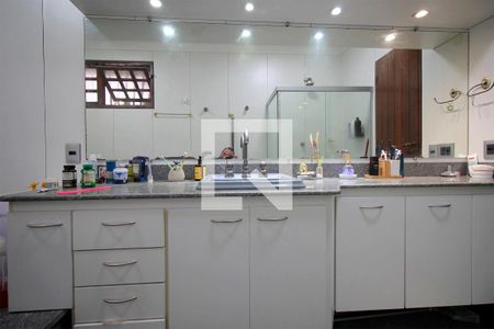 Casa à venda com 500m², 7 quartos e 5 vagasBanheiro da Suíte Master