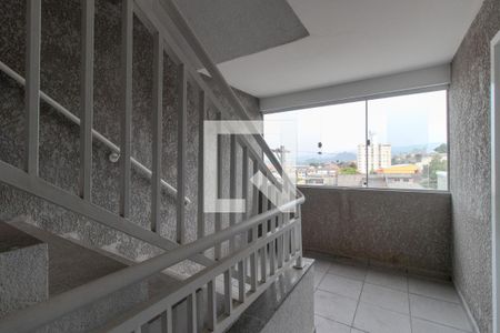 Apartamento à venda com 42m², 1 quarto e sem vaga Apartamento à venda com 42m², 1 quarto e sem vagaEscada